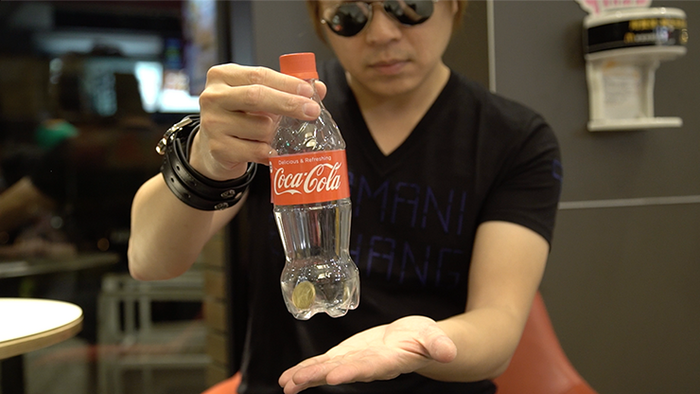 Banked - Red, Coca-Cola (Gimmicks and Online Instructions) by Taiwan Ben