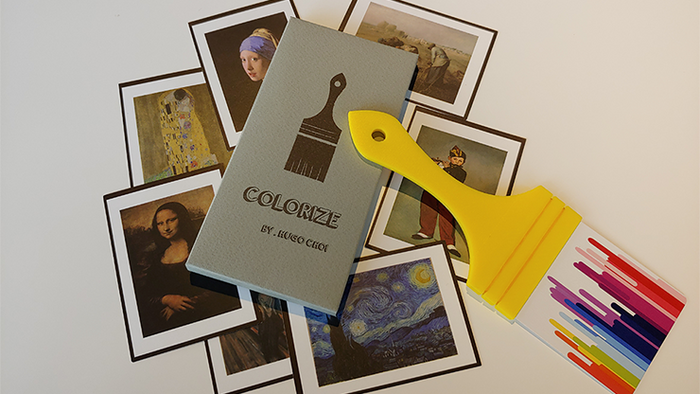 Colorize (Gimmick and Online Instructions) by Hugo Choi
