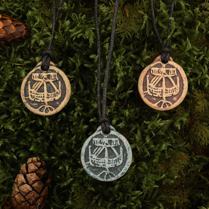 Florin Ceramic Pendant - Grimfrost