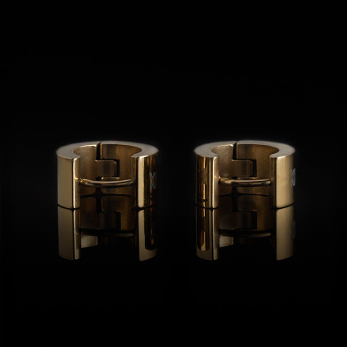 Huggie Earring, Gibu Auja, Gold Plated - Grimfrost