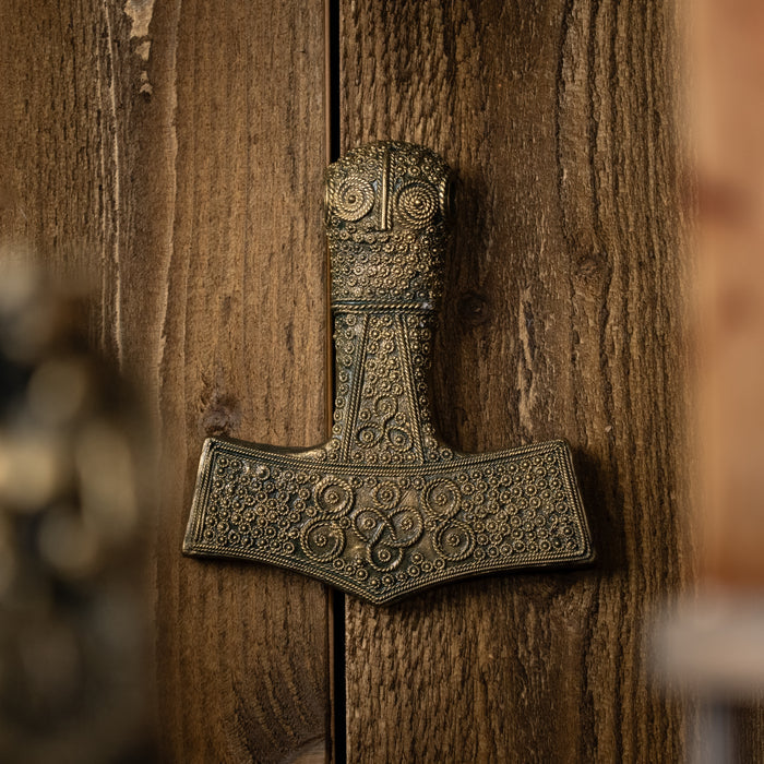 Plaque, Thor's Hammer, Öland - Grimfrost