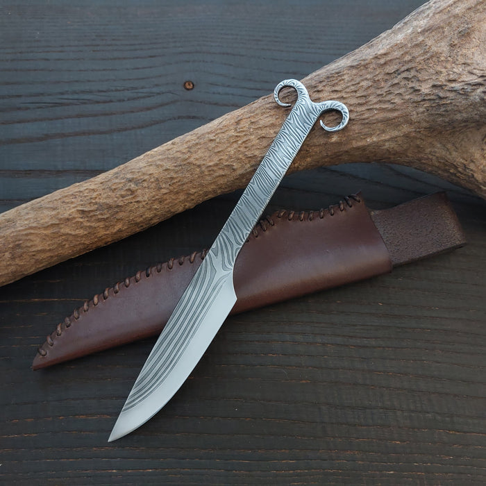 Premium Pattern-Welded Ram's Horns Knife, Cognac Brown Sheath